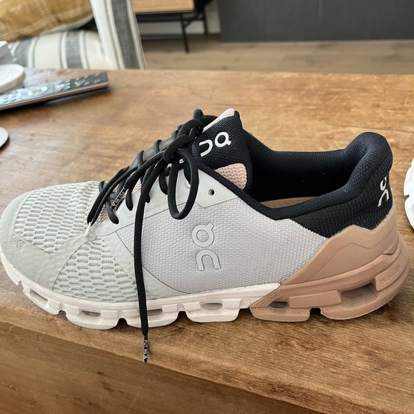 On Running Shoes - On running shoes!